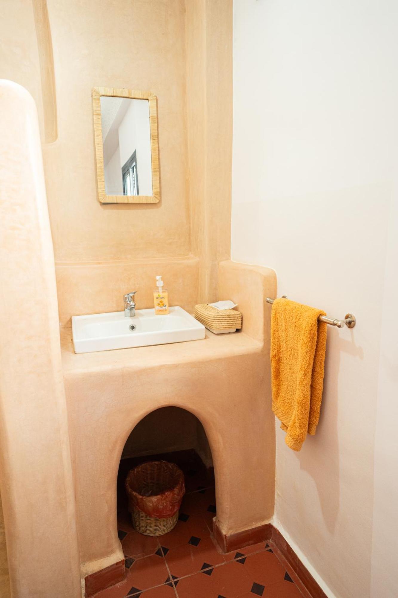Habitación Doble con baño privado